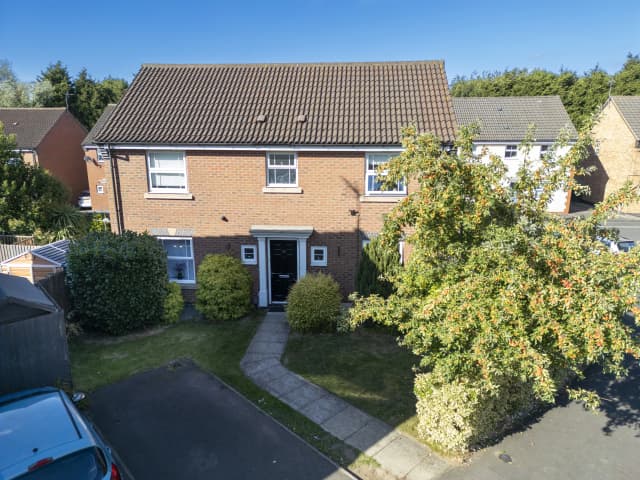 Percival Way - Photo 2