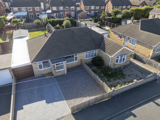 Treasure Close - Photo 1