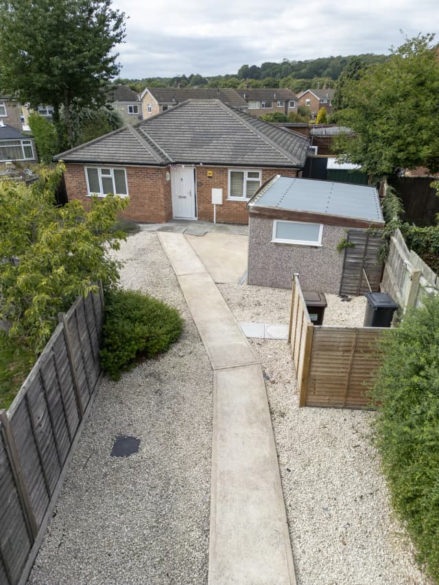 Thorpe Acre - Photo 4